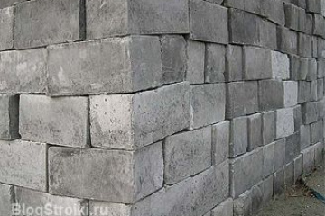 Как делать кладку стены из пенобетона, есть ли какие-то особенности? BlogStroiki Вопрос - Ответ Мастера