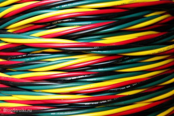 Какое примерно количество провода (пм) или кабеля нужно для смены электропроводки в двухкомнатной квартире площадью 50 м2? BlogStroiki Инженерные системы многоэтажек. Вода. Отопление. Газ. Электр.