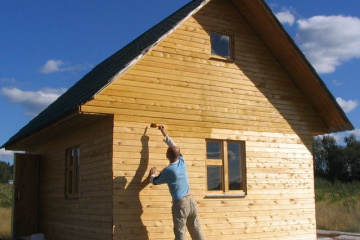 Надо покрасить деревянный дом. Какие этапы обработки древесины? Чем надо красить? Кто сейчас является ведущими производителями красок и пропиток для древесины? BlogStroiki Деревянный дом