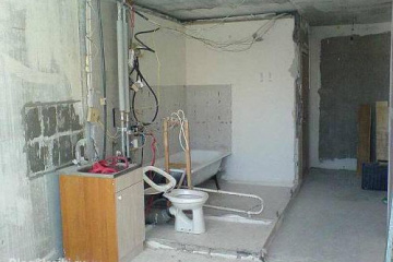 Дом кирпичный, в стене между ванной и туалетом сквозная вентиляция, можно эту стену снести? BlogStroiki Вопрос - Ответ Мастера