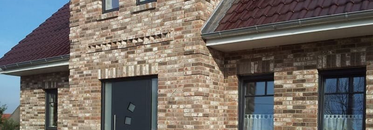 Как правильно облицевать фасад дома клинкерной плиткой?